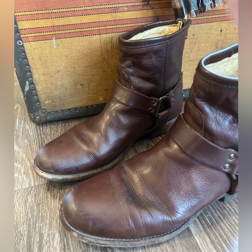 Frye distressed leather harness boots womens Veronica 11 or men’s Phillip 9